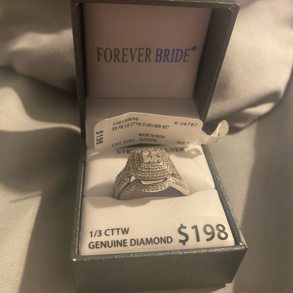 Wedding set - Picture 2 of 3